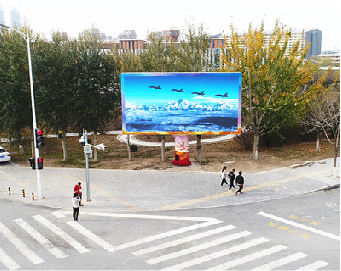 石城户外大屏广告投放要点。